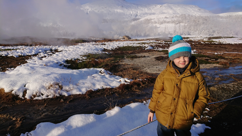 Ciepłe źródła i gejzery w Islandii